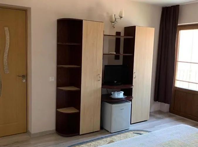 Guest house Corina 3*