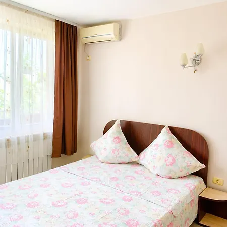 Corina Guest house